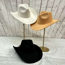 Queens Inc Plain Faux Felt